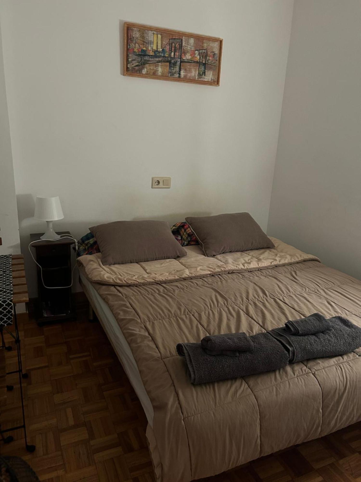 Appartement Habitacion Doble En Figueres à Figueras Extérieur photo